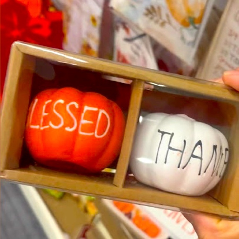 🍂 PUMPKIN SALT & PEPPER SET 🍂